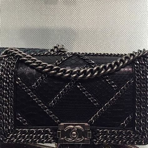 chanel boy prezzo 2016|Chanel bag.